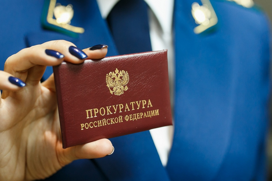 Бывшая супруга жителя Панкрушихинского района похитила мобильный телефон.