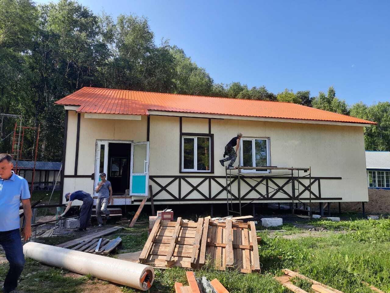 Строительство и подготовка к сезону в ДОЛ &quot;Орленок&quot; идут полным ходом.